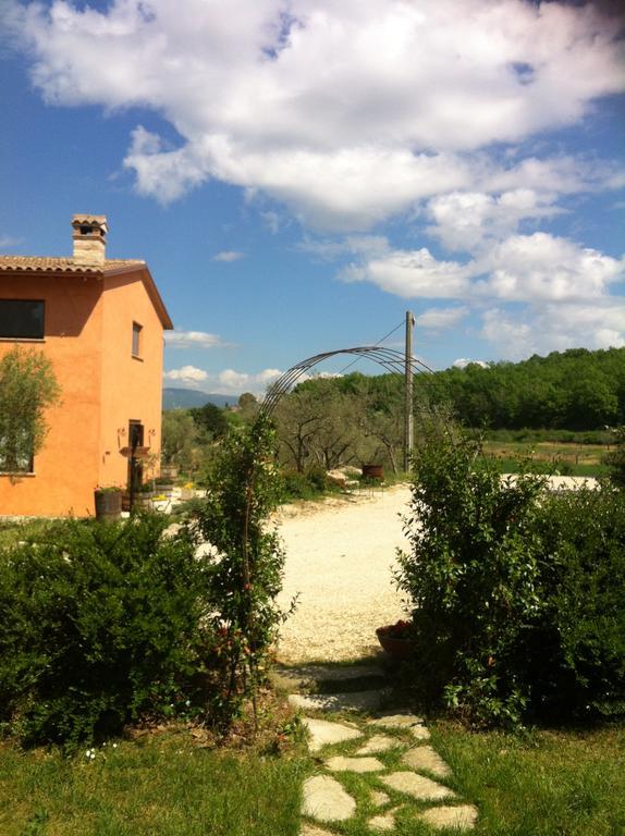 הוילה Giano dellʼUmbria Fattoria Del Quondam מראה חיצוני תמונה