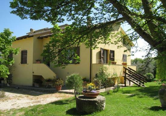 הוילה Giano dellʼUmbria Fattoria Del Quondam מראה חיצוני תמונה